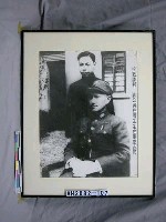 藏品(紀念抗日戰爭相關照片—抗戰勝利 蔣委員長與經國先生在重慶合影（翻拍）)的圖片